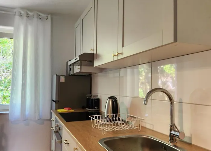 Elena Flat Maigloeckchen Centro Westfield Centro *